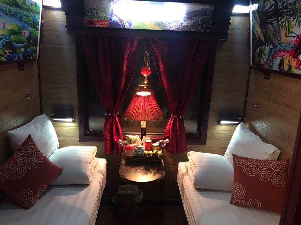 Phòng 4 giường Deluxe Cabin